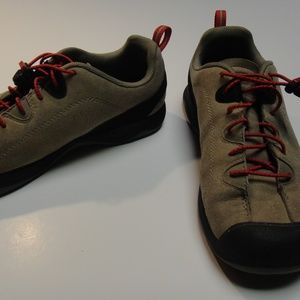 Keen Women’s Jasper Hiking Walking Shoe Sneaker